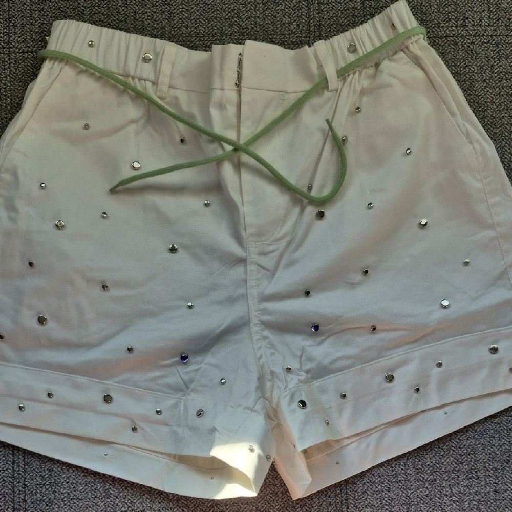 Embellished High Waist Women's Shorts in White